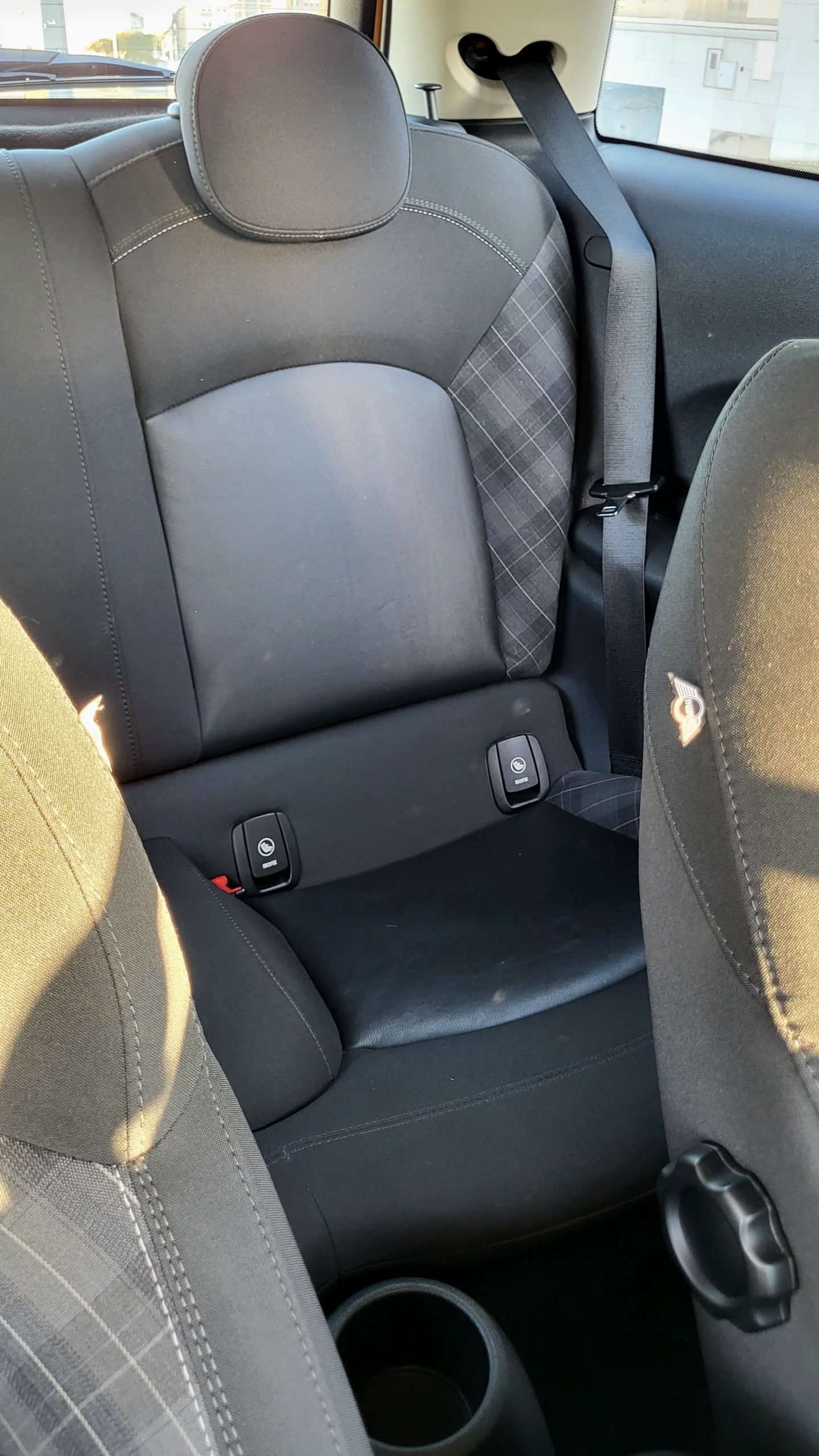 Mini Cooper D 1.5 2015 - Image 10