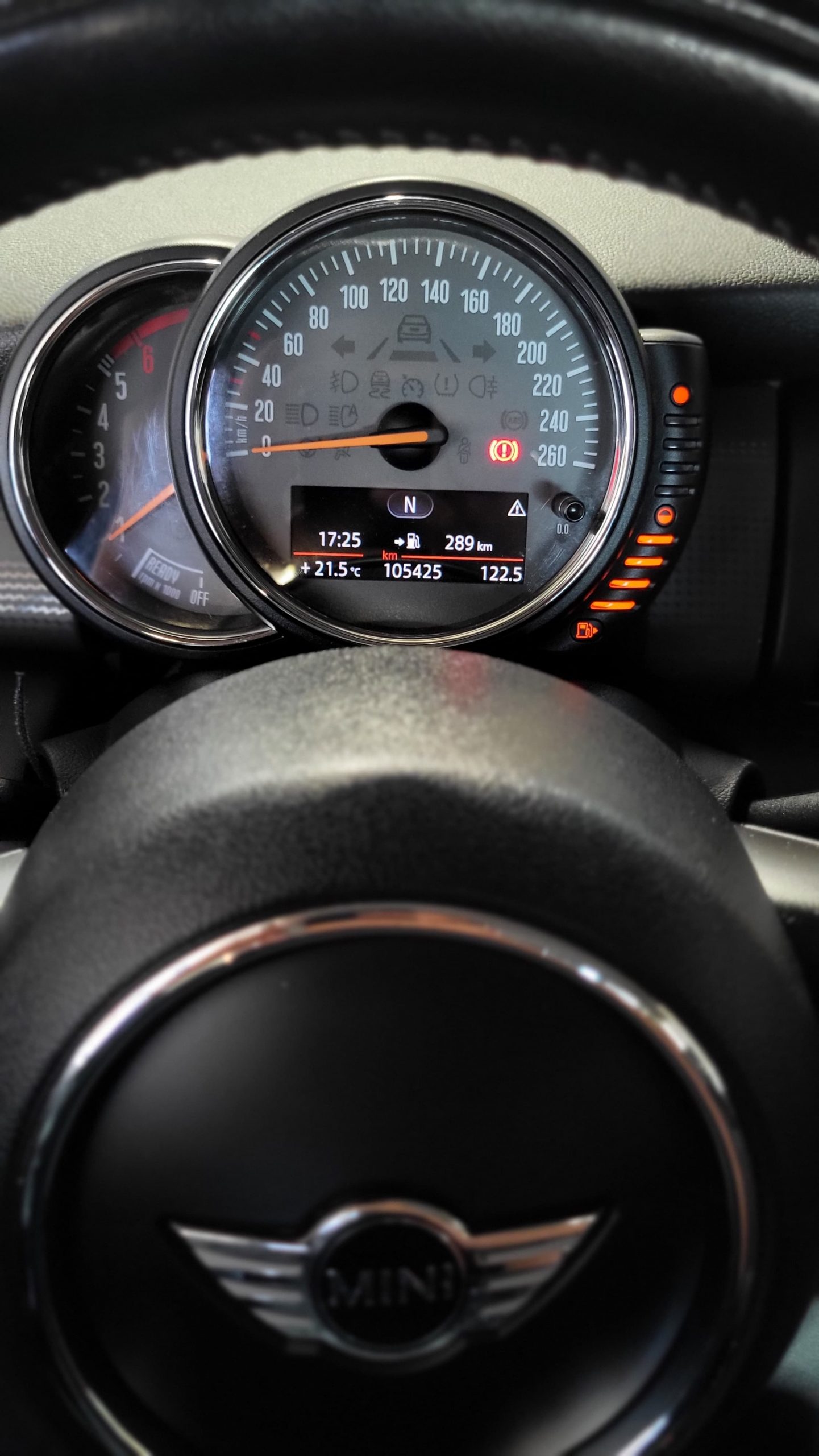 Mini Cooper D 1.5 2015 - Image 3