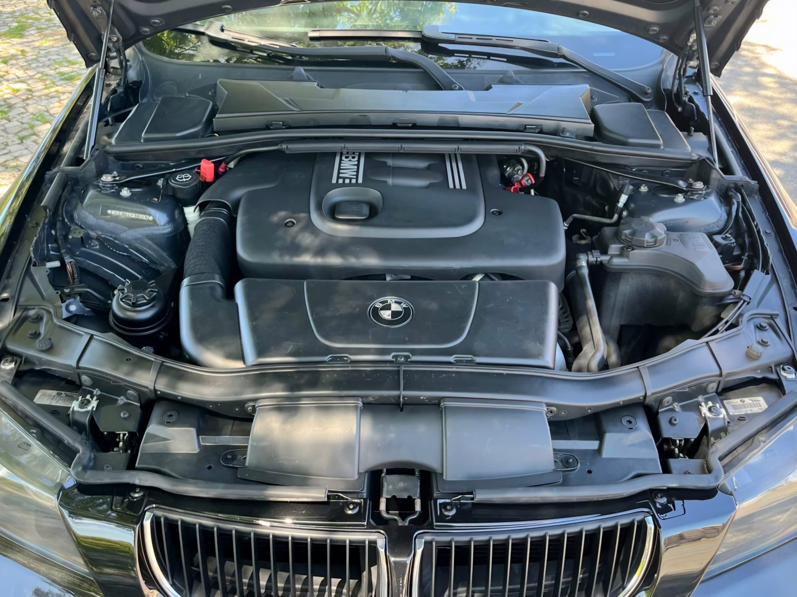 BMW 320d Automático - Image 18