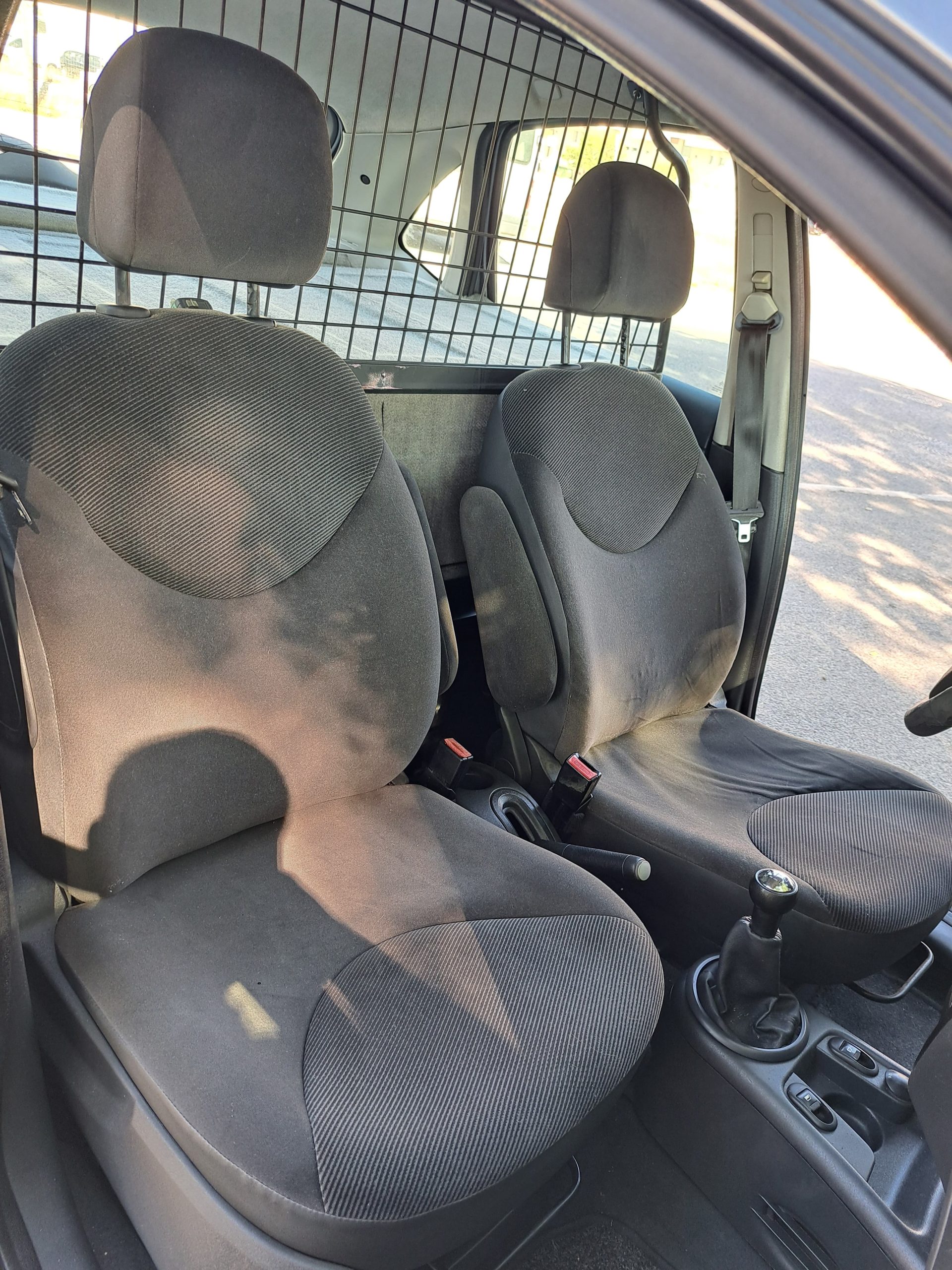 Citroën C3 1.4 HDi Comercial - Image 11